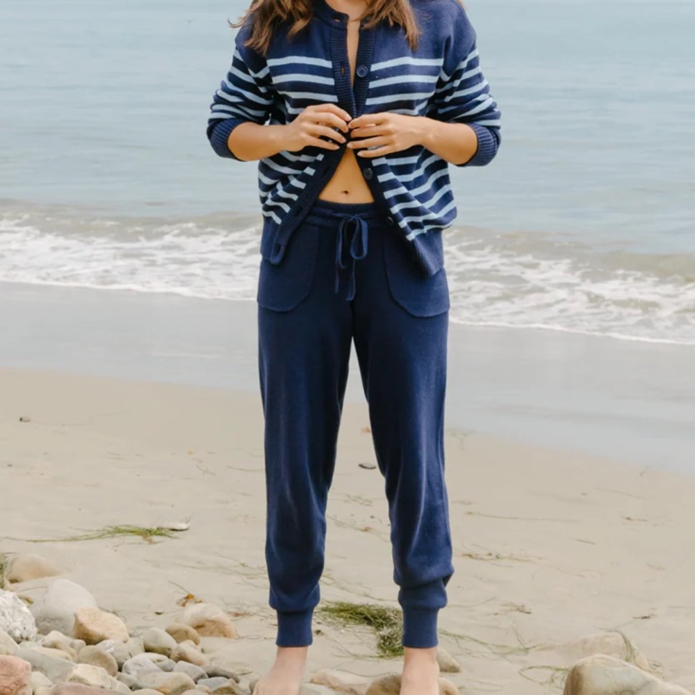 Minnow Swim Women’s Navy Blue Knit Sweater Pants XS S Joggers Cotton Pant